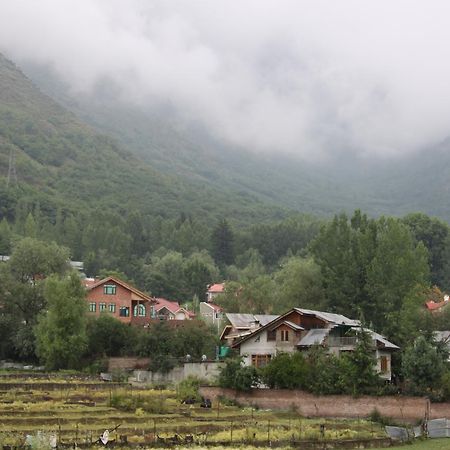 Shalimar Heights Hotel Srinagar  Luaran gambar