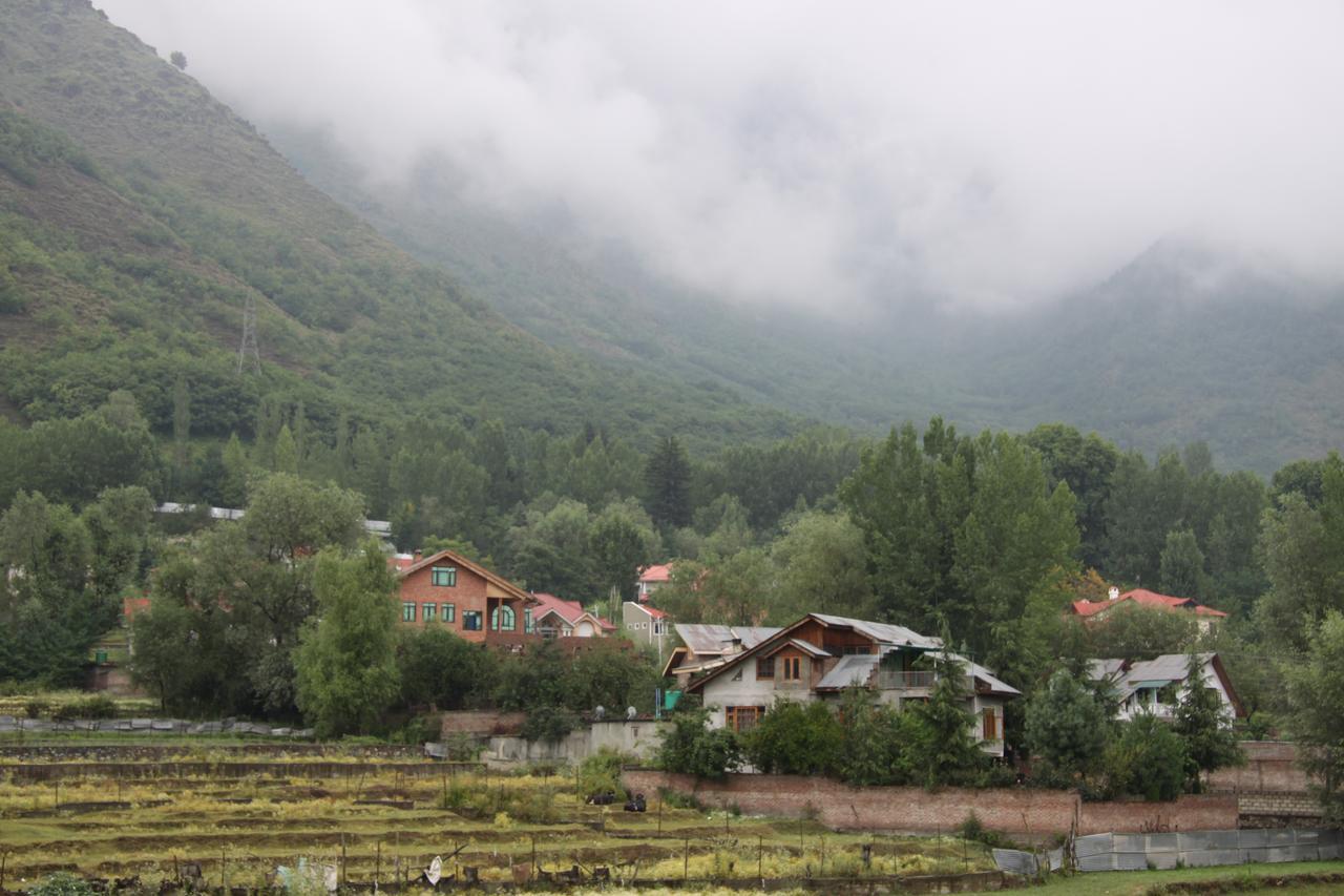 Shalimar Heights Hotel Srinagar  Luaran gambar